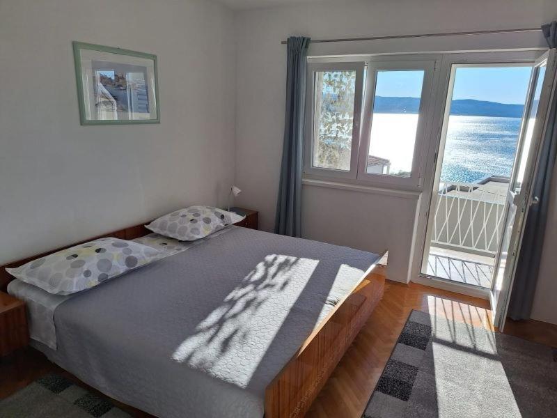 Apartment In Omis With Sea View, Balcony, Air Conditioning, Wi-Fi Exterior photo